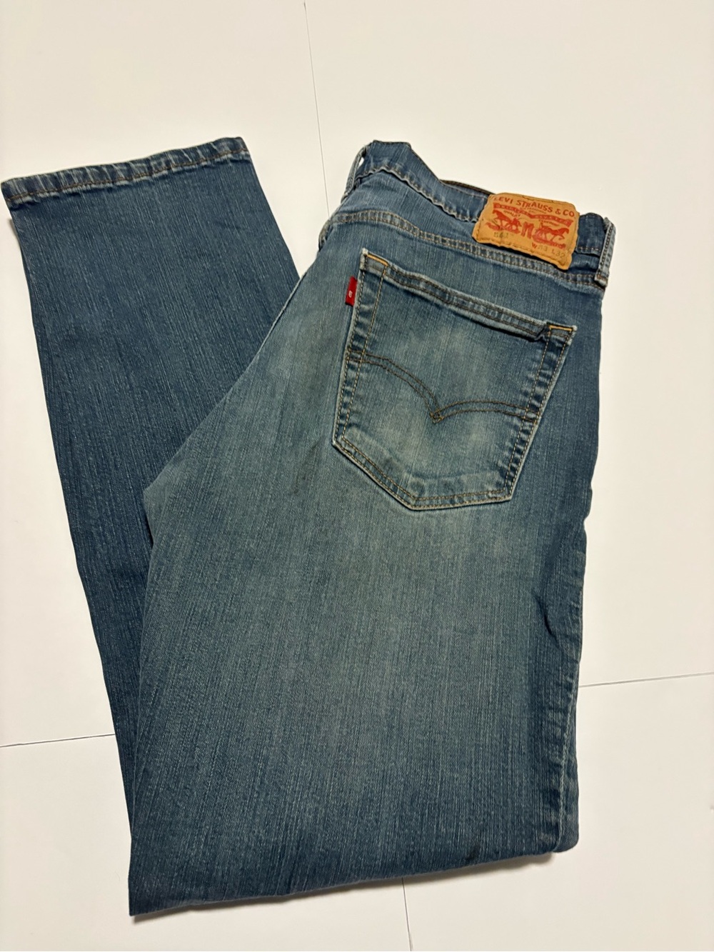 Levi’s 541 Athletic Taper Medium Wash Jeans Men’s 33x32